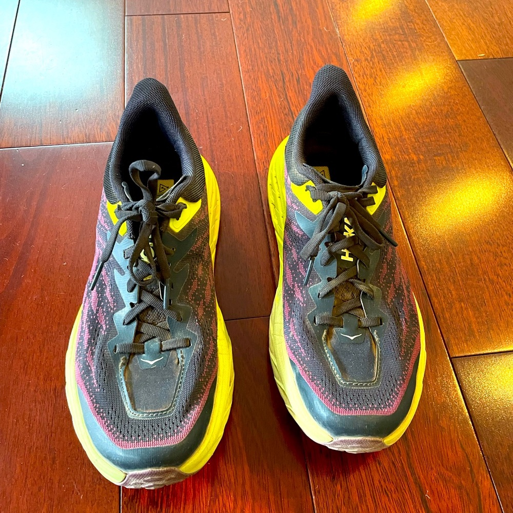 Hoka Speedgoat 5 Women’s Size 8